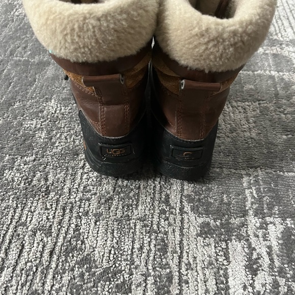 Kids winter Uggs - Picture 4 of 4